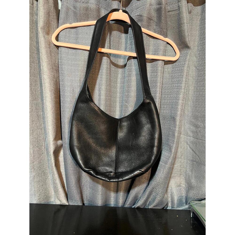 Wilsons Leather Black Leather Shoulder Bag
